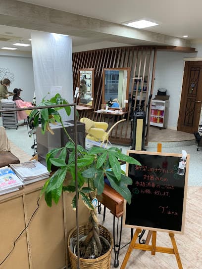 ヘアークラフト ティアラ